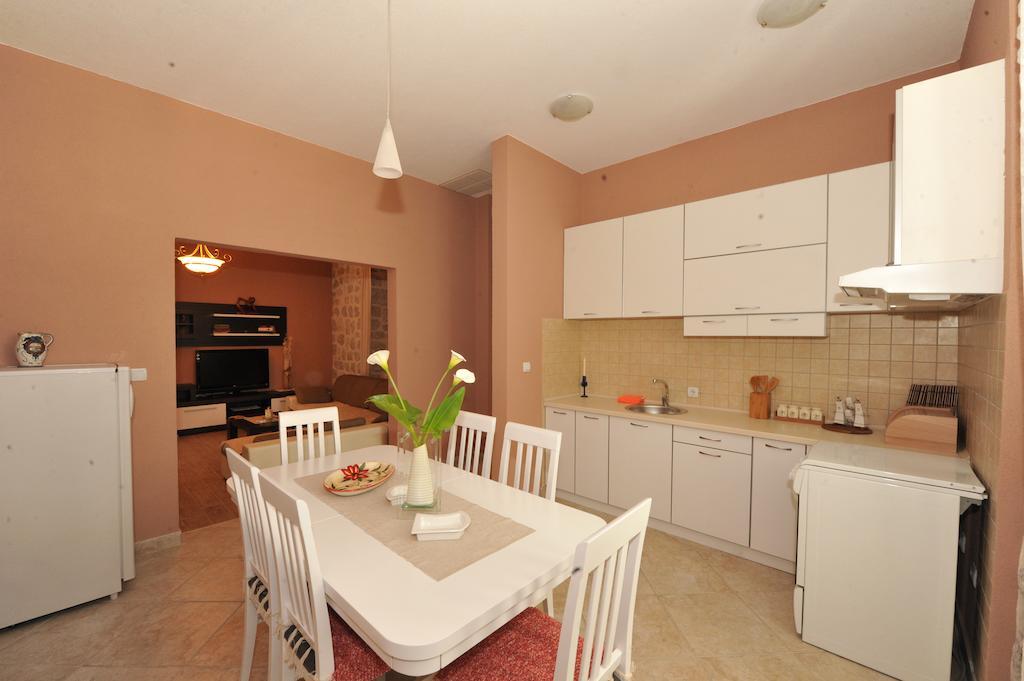 Apartments Marilu Kotor Quarto foto
