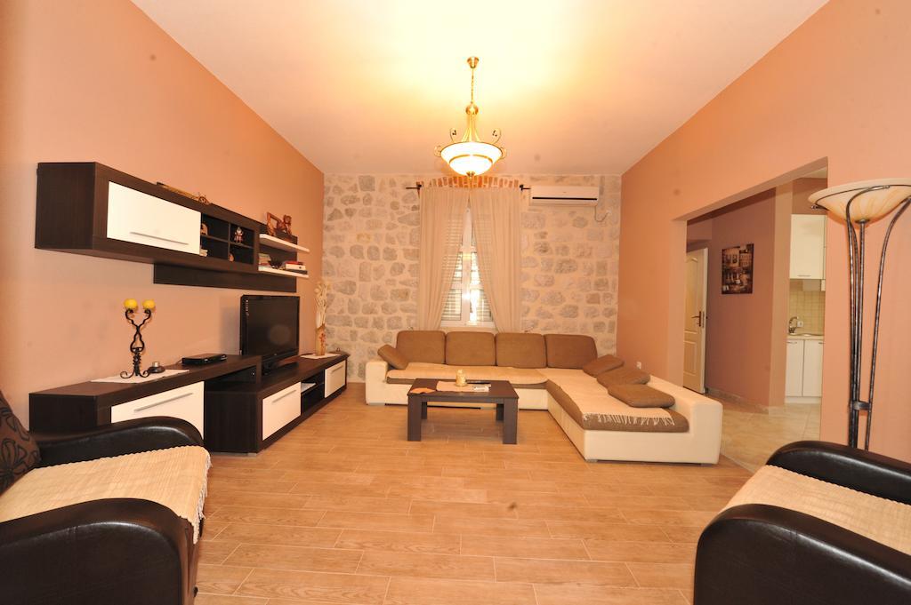 Apartments Marilu Kotor Exterior foto